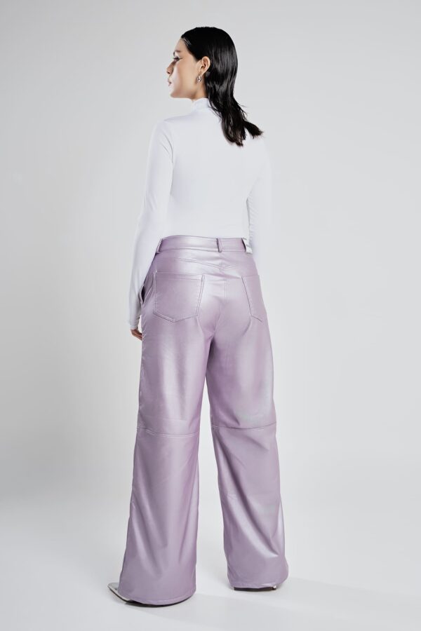 Pantalon Metalizado lila- Baggy - Image 2