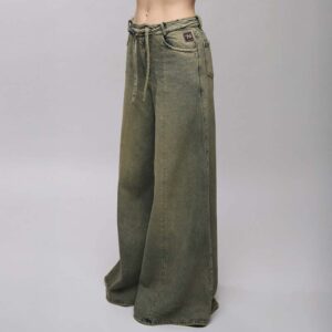 Jeans- Green washed.