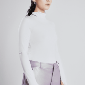 Long sleeve – Asymmetrical turtleneck – White