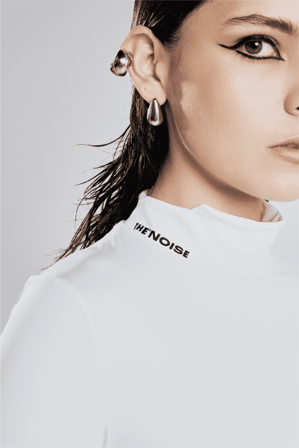 Long sleeve - Asymmetrical turtleneck - White - Image 3