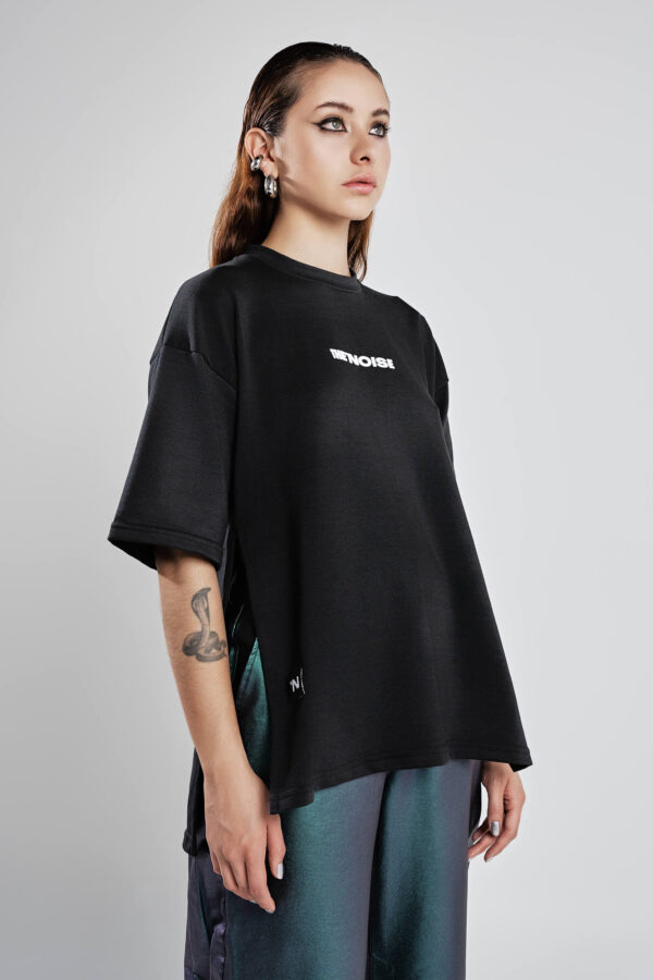 Oversized T-shirt with slit- Black