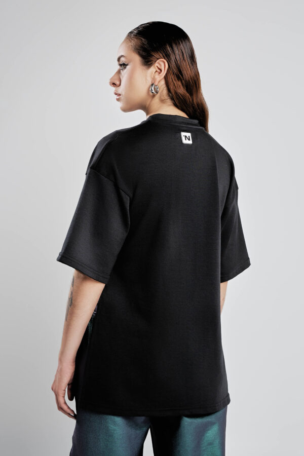 Oversized T-shirt with slit- Black - Image 3